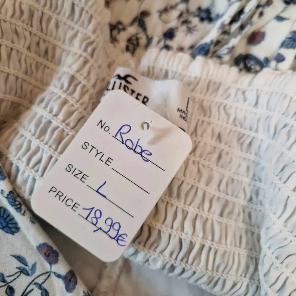 Robe Hollister taille L
