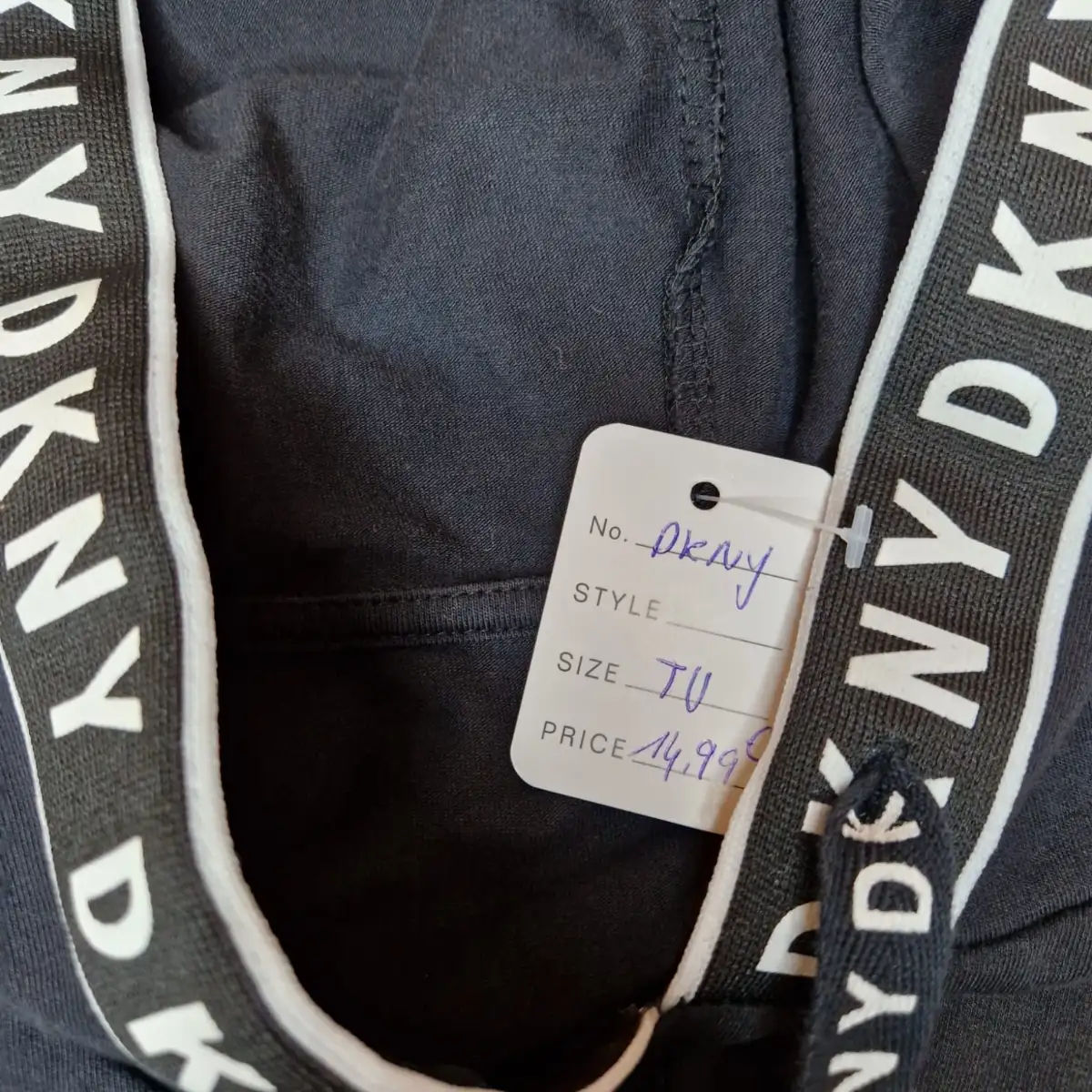 Robe DKNY - T.U (36/42)